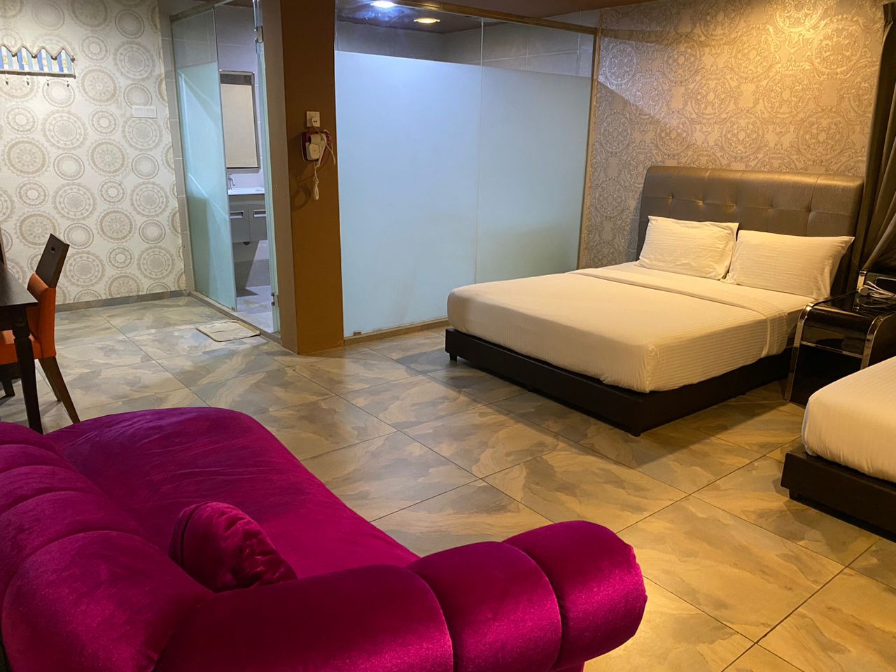 hotel-img