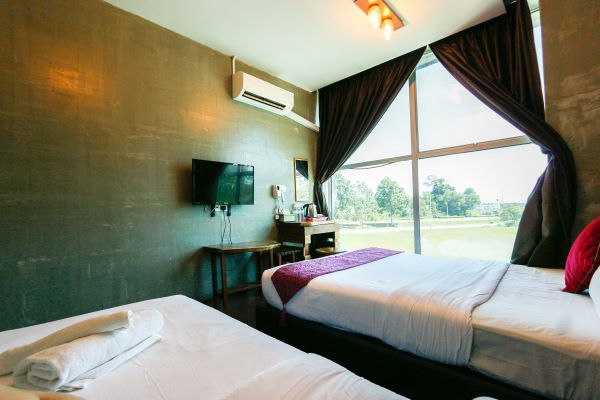 hotel-img