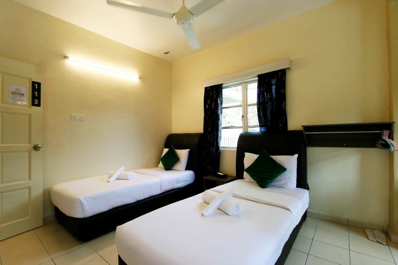 hotel-img
