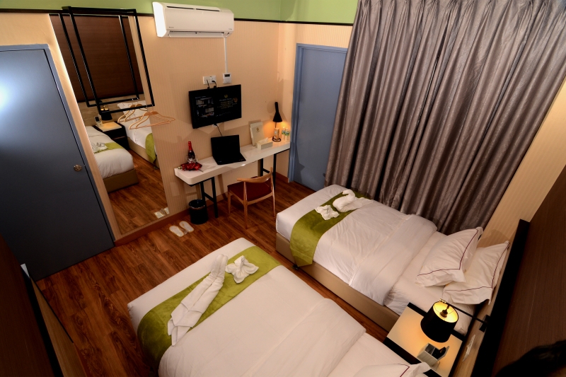 hotel-img