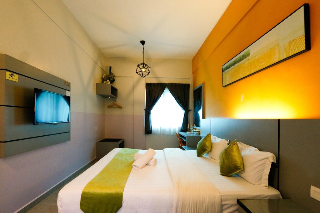 hotel-img